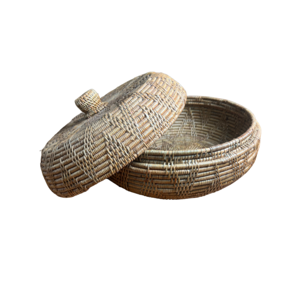 سلة روتان حافظة صغيرة